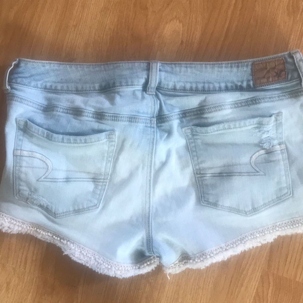 Shorts - Picture 2 of 4